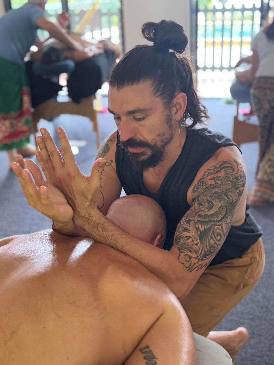 Kahuna Massage with Clint